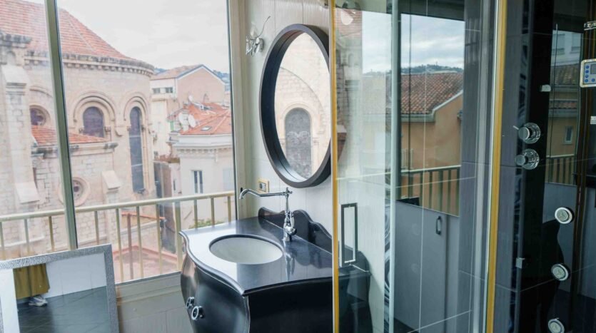 Mythique sur la Croisette, Appartement Cannes